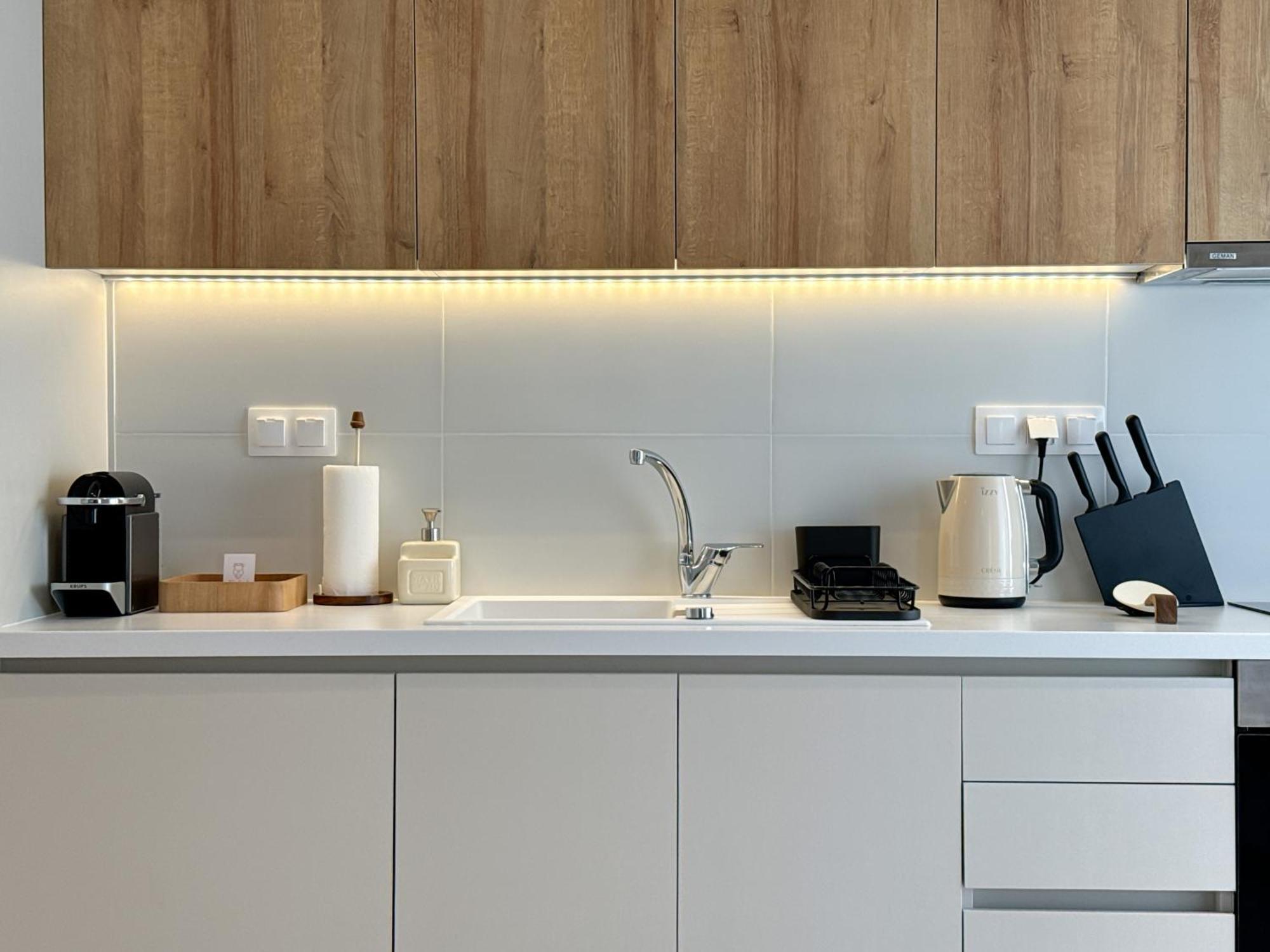 Luxury Downtown Apartment Guya テッサロニキ エクステリア 写真