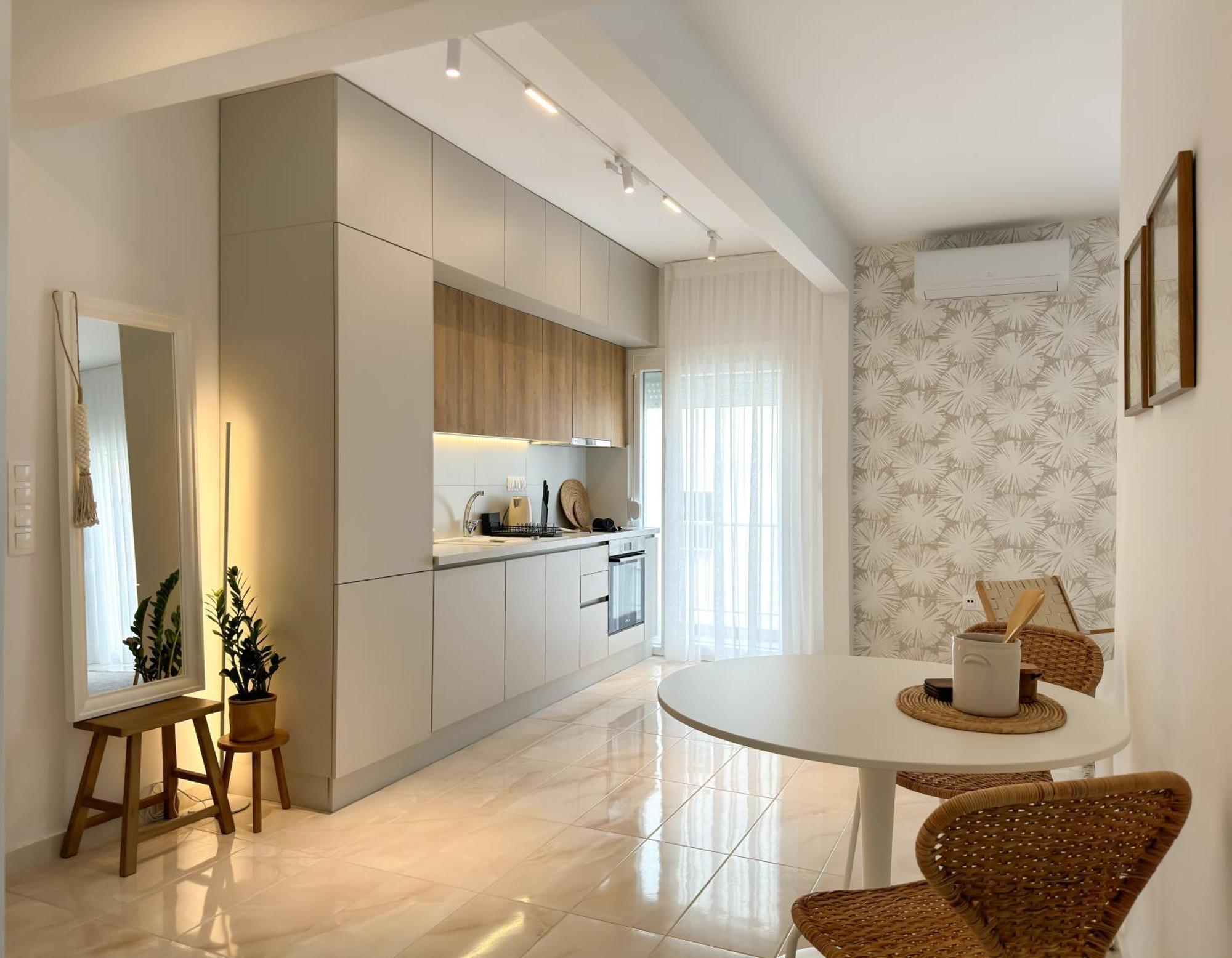 Luxury Downtown Apartment Guya テッサロニキ エクステリア 写真